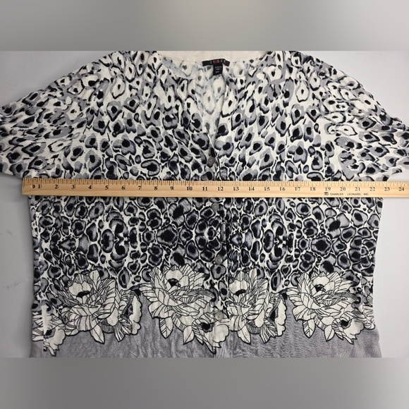 Cyrus 2X Gray Leopard Print Cardigan Sweater Button Down Soft Sexy Cg-3064 - Picture 10 of 12